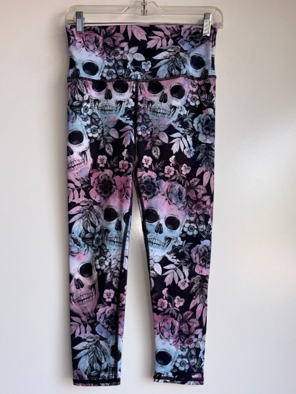 Evolution and Creation Leggings Small Skulls